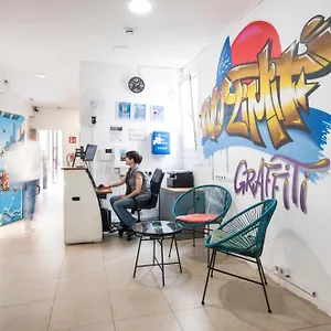 graffiti-hostel.catalonia-hotels.com/